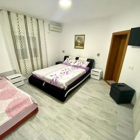 Popovic Apartment Budva